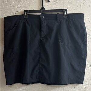 Lee Active Performance Black Skirt